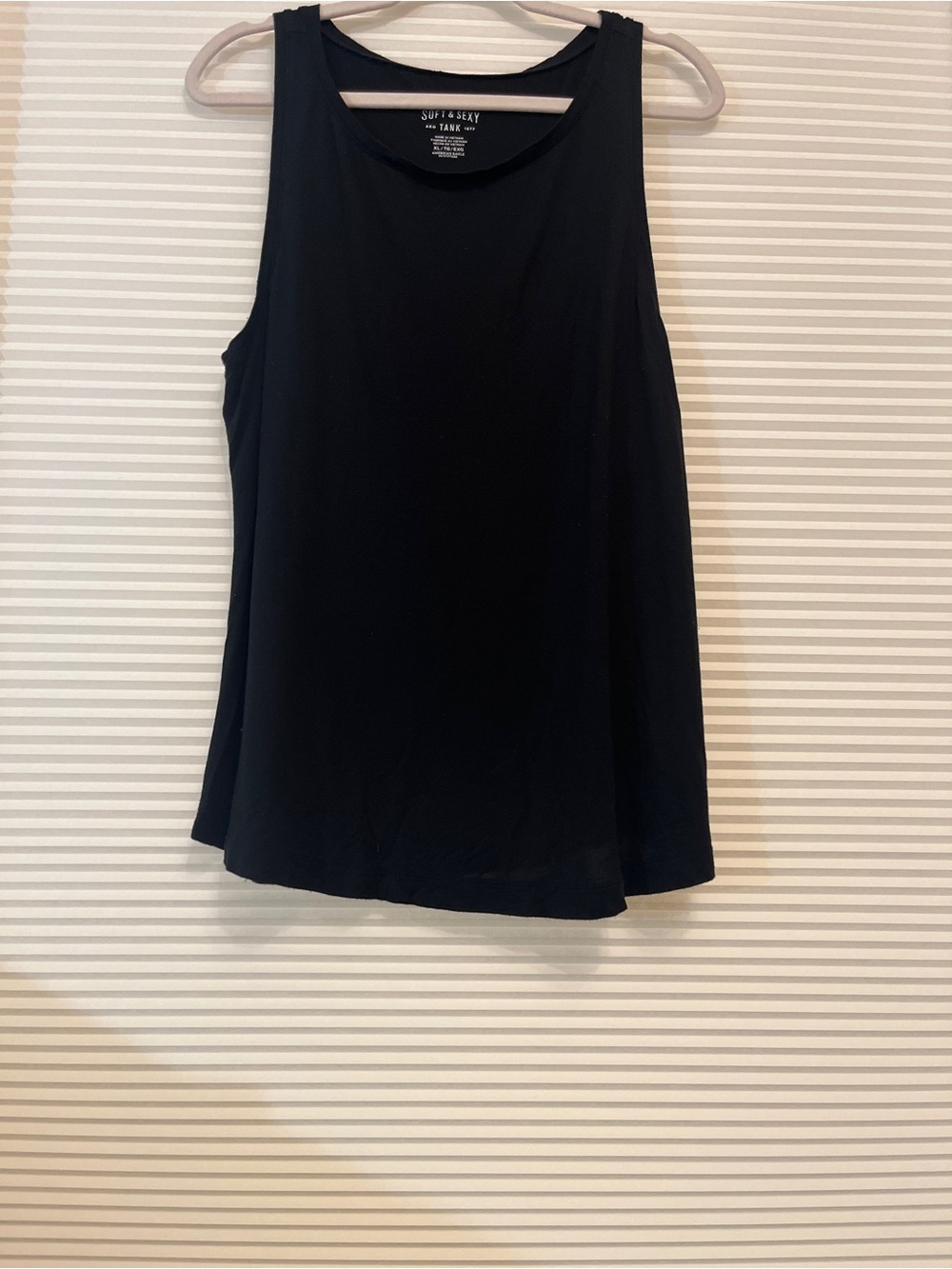 American Eagle Outfitters Black Relaxed Scoop Tank